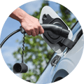 bulle-recharge-main-voiture-electrique