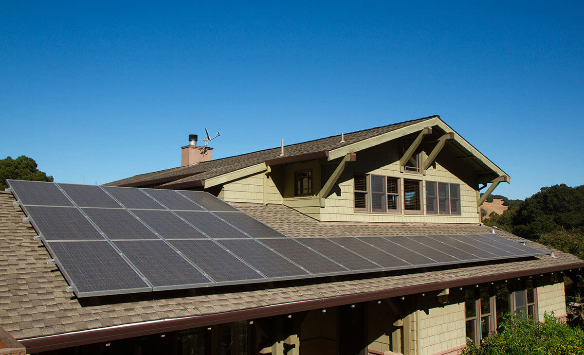 orientation-panneau-solaire-maison-toit