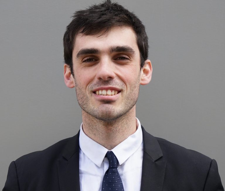 Sacha-Bentolila-association-petites-villes-france-APVF-scaled