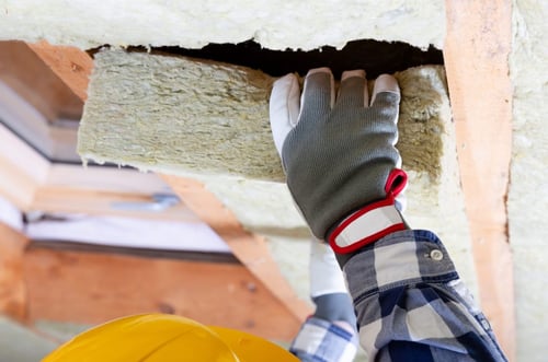 tertiaire-isolation pose panneau isolant plafond