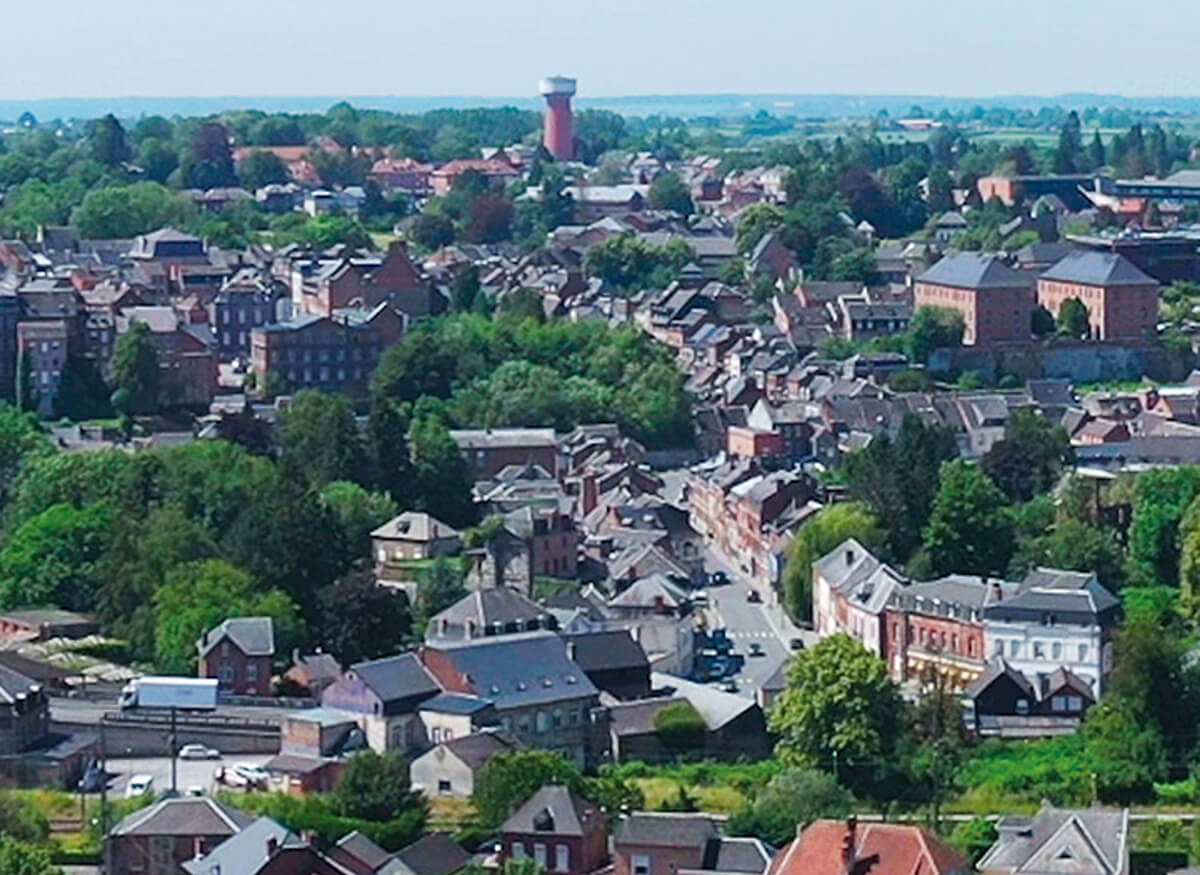 accompagnement-collectivite-maisons-arbres-chateau-eau