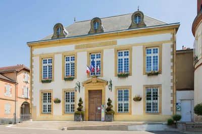 mairie de bourbon-lancy
