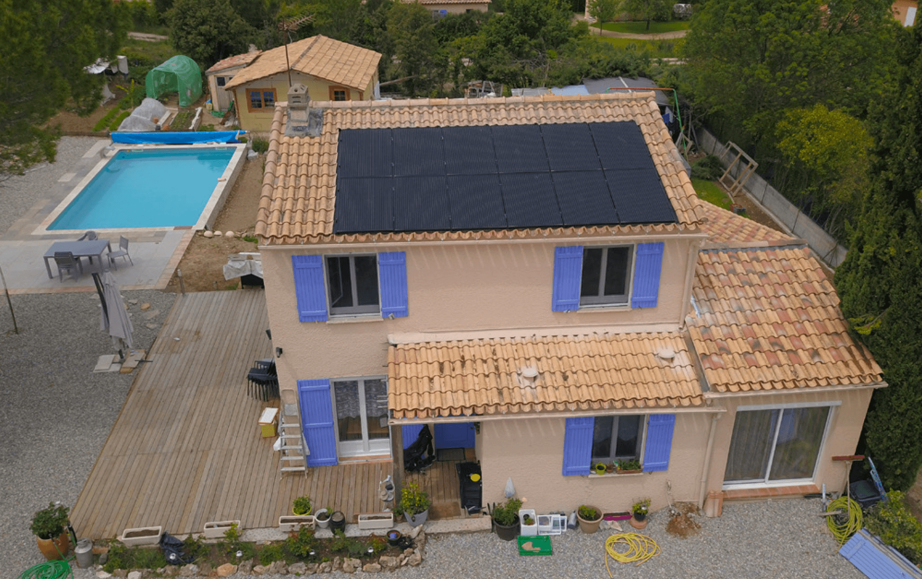 Installation de panneaux solaires en autoconsommation avec revente du surplus dans le Var