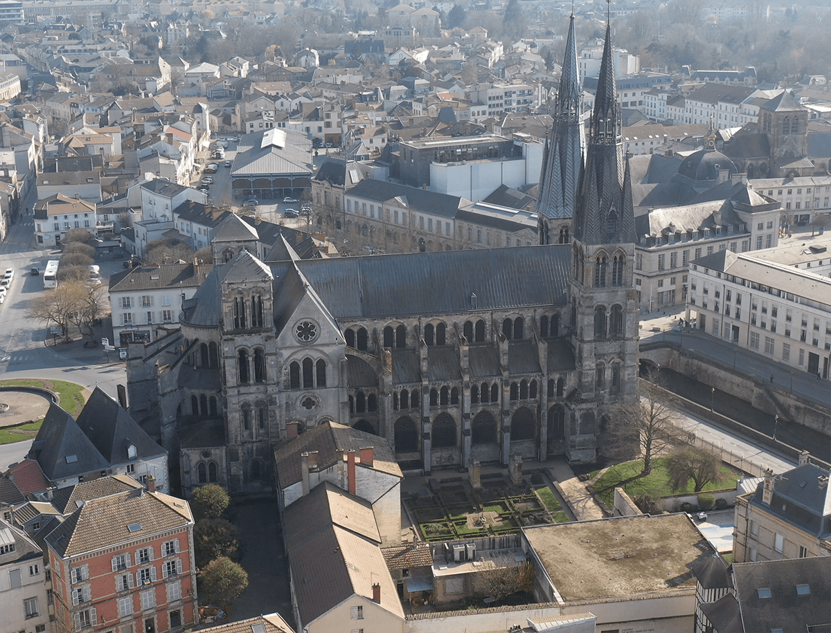 tiers financement contrat de performance énergétique rénovation de bâtiments publics
