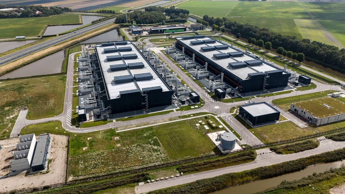PUE data center : comment mesurer et améliorer l'efficacité ...